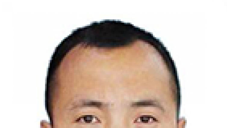 <div class="col-md-7" style="padding:0 20px 0 0;"> 								<h3>張海亮</h3> 								<p>中國核工業(yè)華興建設(shè)有限公司<br /><br /></p> 							</div><p class="description">時(shí)光如白駒過隙，第一屆“天揚(yáng)杯”全國建筑業(yè)財(cái)稅知識(shí)競賽已經(jīng)過去三年，在競賽中，我獲得了成績，獲得了友誼，獲得了自信。</p>